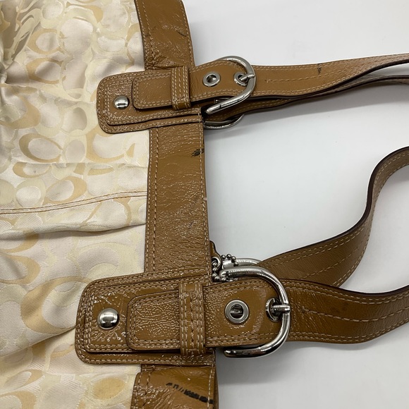 EXTRA LARGE COACH PLEATED SHOULDER BAG - Picture 3 of 10